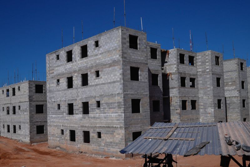 
Construção de 400 unidades habitacionais do Curtume de Santo Antônio estão com mais de 30% dos serviços executados  <div class='credito_fotos'>Foto: Paula Lourinho / Ascom Seop   |   <a href='/midias/2023/originais/16903_b67e6c6b-da10-6174-7393-e91ca8f3bb80.jpg' download><i class='fa-solid fa-download'></i> Download</a></div>