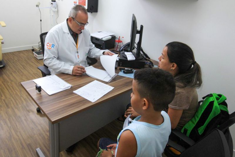 Katiuscia Furtado, 35 anos (foto), cuida do filho em tempo integral. Kenzo, 09 anos, foi diagnosticado com o espectro do autismo. No CIIR, o menino jÃ¡ foi atendido pela assistente social, passou por triagem mÃ©dica, nutricionista e agora foi examinado pelo otorrino. Todo esse processo, segundo a mÃ£e da crianÃ§a, ocorreu em menos de 15 dias.

FOTO: SIDNEY OLIVEIRA / AG. PARÃ
DATA: 18.11.2018
BELÃ‰M - PARÃ <div class='credito_fotos'>Foto: Divulgação   |   <a href='/midias/2023/originais/16914_d094381b-ce5f-c10e-7eb0-d59670bc0de7.jpg' download><i class='fa-solid fa-download'></i> Download</a></div>