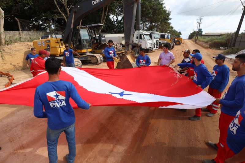 Obras de Pavimentac¸a~o PA 112 <div class='credito_fotos'>Foto: Pedro Guerreiro / Ag. Pará | <a href='/midias/2023/originais/16978_1b2303db-62ee-0e34-40b1-3b852fc0c304.jpg' download><i class='fa-solid fa-download'></i> Download</a></div>