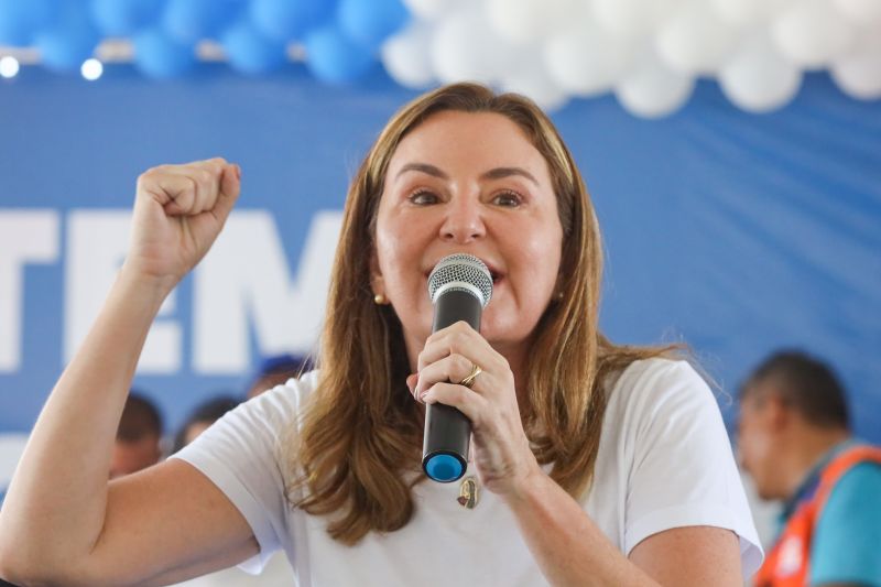 Entrega de benefícios credcidadão, sua casa e recomeçar
Assinaturas
Seop: Protocolo de intenções da retomada das obras da construção do Mirante do Boto (representante: Cristina Guedes)
Setran: 35 km de estradas vicinais
Entrega de coletes
Governadora recebe título de cidadã mocajubense
Entrega de motos <div class='credito_fotos'>Foto: Bruno Carachesti / Agência Pará | <a href='/midias/2023/originais/17024_459a16a4-c658-f18f-2818-b843c7306965.jpg' download><i class='fa-solid fa-download'></i> Download</a></div>