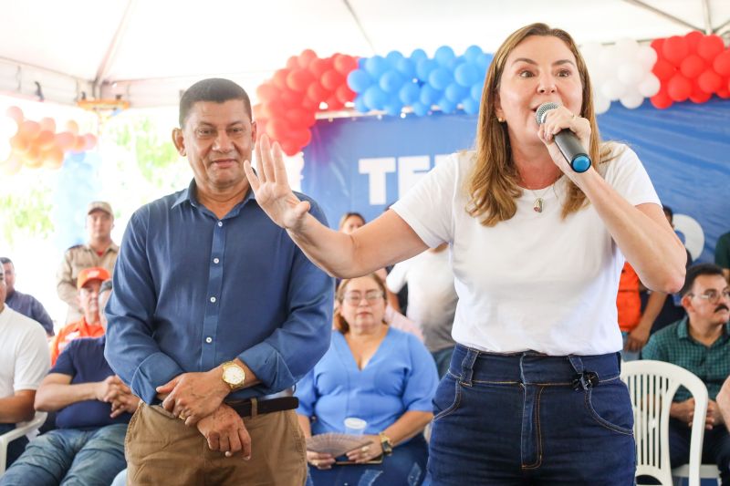 Entrega de benefícios credcidadão, sua casa e recomeçar
Assinaturas
Seop: Protocolo de intenções da retomada das obras da construção do Mirante do Boto (representante: Cristina Guedes)
Setran: 35 km de estradas vicinais
Entrega de coletes
Governadora recebe título de cidadã mocajubense
Entrega de motos <div class='credito_fotos'>Foto: Bruno Carachesti / Agência Pará | <a href='/midias/2023/originais/17024_721462d4-0a19-4c55-1f0b-bd625a806165.jpg' download><i class='fa-solid fa-download'></i> Download</a></div>