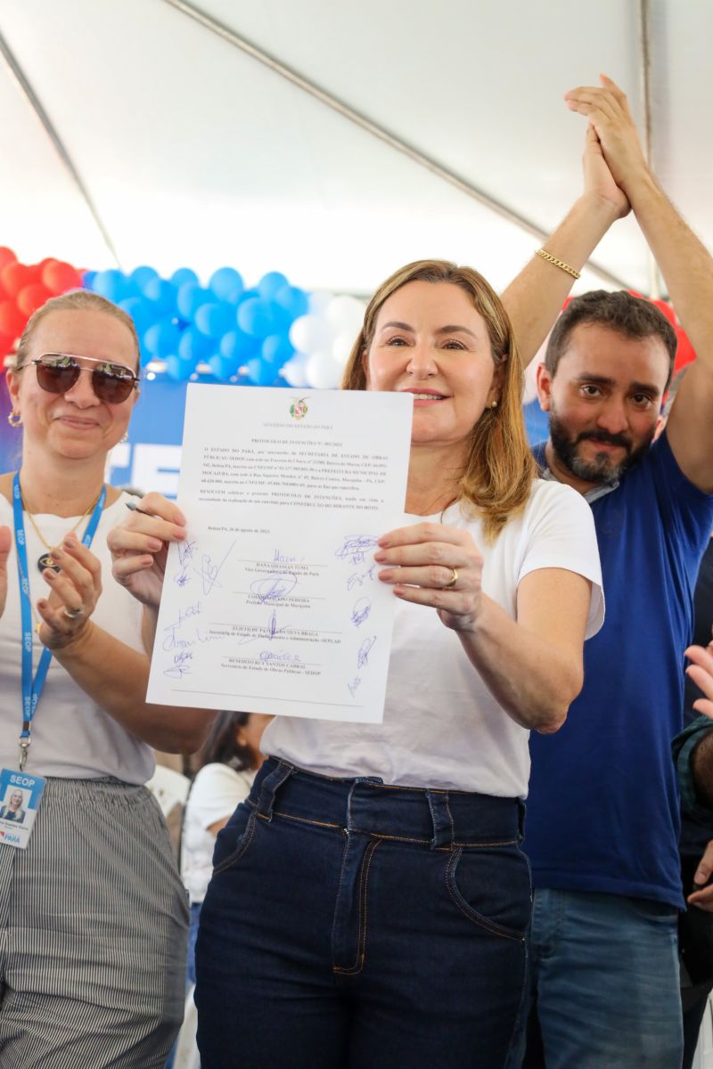 Entrega de benefícios credcidadão, sua casa e recomeçar
Assinaturas
Seop: Protocolo de intenções da retomada das obras da construção do Mirante do Boto (representante: Cristina Guedes)
Setran: 35 km de estradas vicinais
Entrega de coletes
Governadora recebe título de cidadã mocajubense
Entrega de motos <div class='credito_fotos'>Foto: Bruno Carachesti / Agência Pará | <a href='/midias/2023/originais/17024_7a14232d-7395-6cd3-6d24-5c015cd16cfb.jpg' download><i class='fa-solid fa-download'></i> Download</a></div>