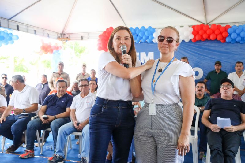 Entrega de benefícios credcidadão, sua casa e recomeçar
Assinaturas
Seop: Protocolo de intenções da retomada das obras da construção do Mirante do Boto (representante: Cristina Guedes)
Setran: 35 km de estradas vicinais
Entrega de coletes
Governadora recebe título de cidadã mocajubense
Entrega de motos <div class='credito_fotos'>Foto: Bruno Carachesti / Agência Pará | <a href='/midias/2023/originais/17024_c309daf5-05e9-80f9-6d38-1f276cf592a5.jpg' download><i class='fa-solid fa-download'></i> Download</a></div>