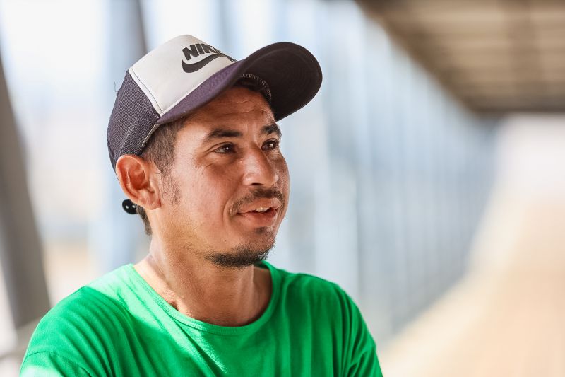 Anderson Paiva dos Santos, estivador <div class='credito_fotos'>Foto: Bruno Cecim / Ag.Pará | <a href='/midias/2023/originais/17086_64fc54cf-f556-4ef6-e9c6-0f67eb758abf.jpg' download><i class='fa-solid fa-download'></i> Download</a></div>