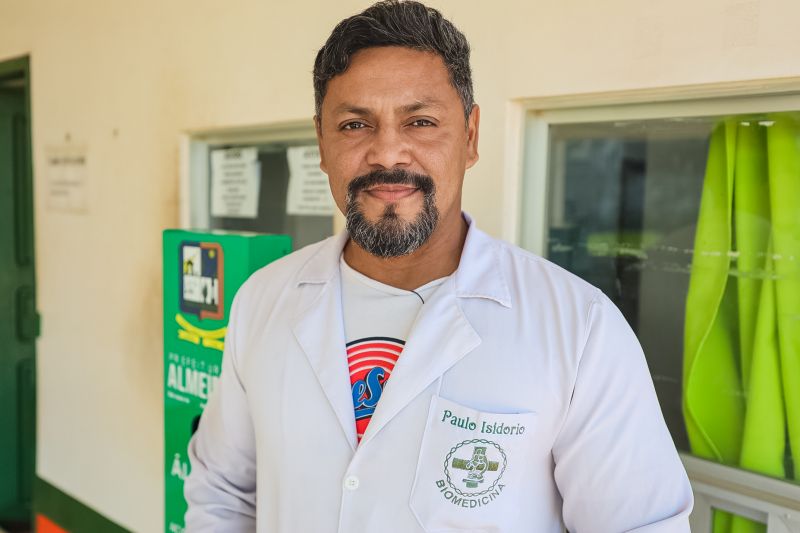 Paulo Isidório, biomédico.