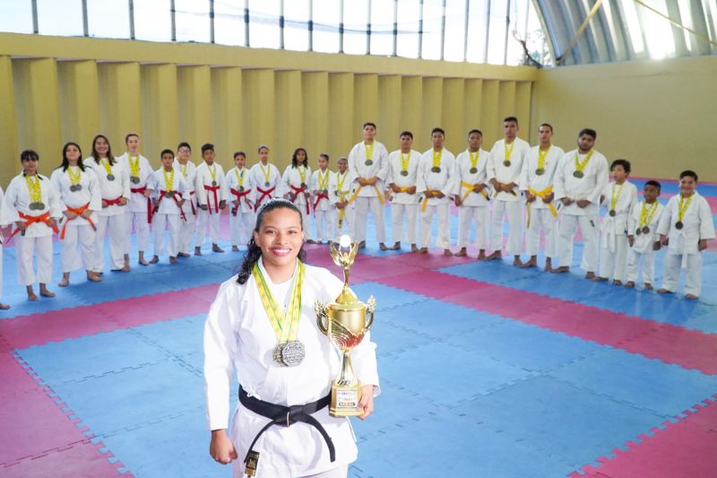 Atletas da Usina da Paz do Icuí-Guajará, em Ananindeua, conquistam 66 medalhas em Campeonato Brasileiro de Artes Marciais
<div class='credito_fotos'>Foto: Paulo Cezar / Ag. Pará | <a href='/midias/2023/originais/17094_2292b560-7361-26a6-7955-a7f213f21396.jpg' download><i class='fa-solid fa-download'></i> Download</a></div>