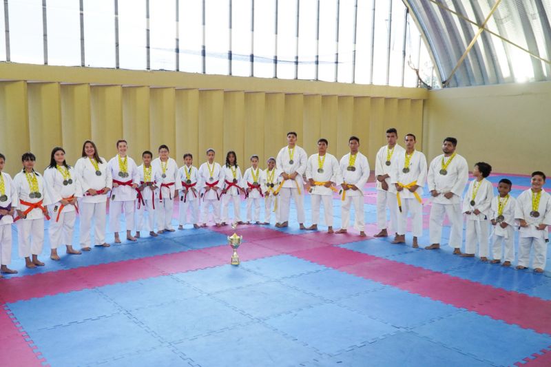 Atletas da Usina da Paz do Icuí-Guajará, em Ananindeua, conquistam 66 medalhas em Campeonato Brasileiro de Artes Marciais
<div class='credito_fotos'>Foto: Paulo Cezar / Ag. Pará | <a href='/midias/2023/originais/17094_29207f58-3e5b-9301-c346-2d51ddf622ca.jpg' download><i class='fa-solid fa-download'></i> Download</a></div>