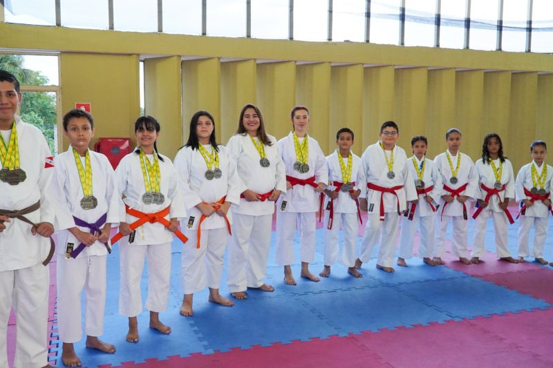 Atletas da Usina da Paz do Icuí-Guajará, em Ananindeua, conquistam 66 medalhas em Campeonato Brasileiro de Artes Marciais
<div class='credito_fotos'>Foto: Paulo Cezar / Ag. Pará | <a href='/midias/2023/originais/17094_88330af0-88c0-8459-0c2d-f6b99ad9825a.jpg' download><i class='fa-solid fa-download'></i> Download</a></div>