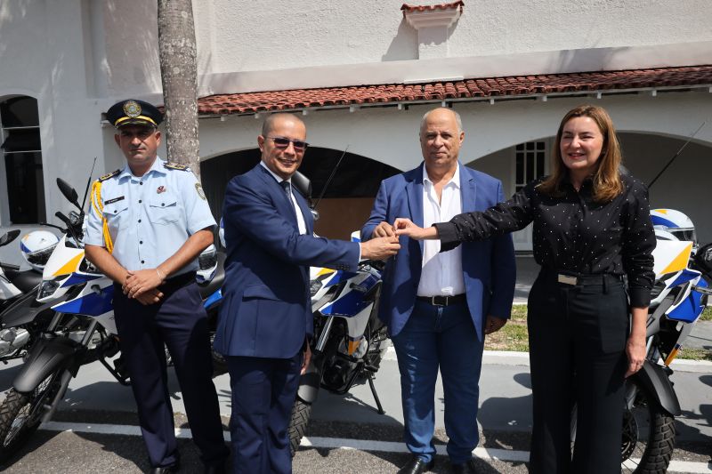 Vice-governadora realiza entrega de motos para guarda municipal de Capanema <div class='credito_fotos'>Foto: Bruno Carachesti / Agência Pará | <a href='/midias/2023/originais/17106_3f095ca0-a210-4bd0-d722-d435114e6224.jpg' download><i class='fa-solid fa-download'></i> Download</a></div>