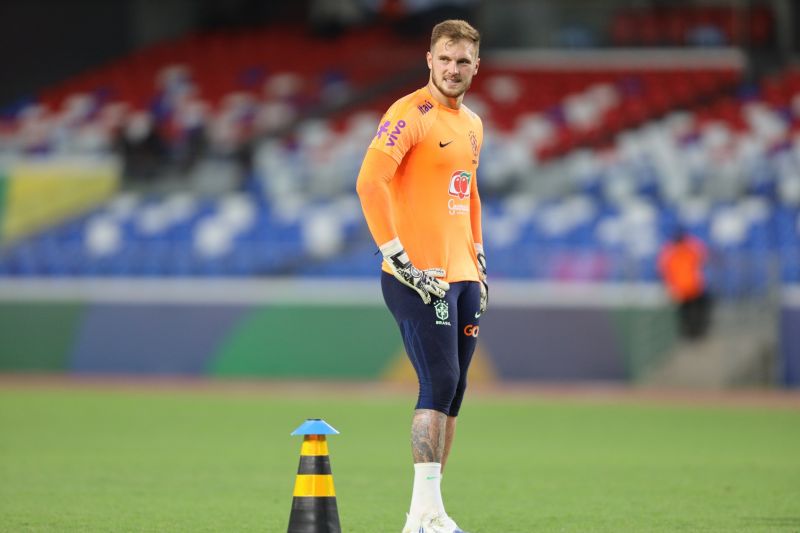 Goleiro Lucas Perri