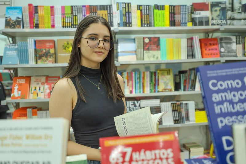 Maria Eduarda Amorim, 17 anos,