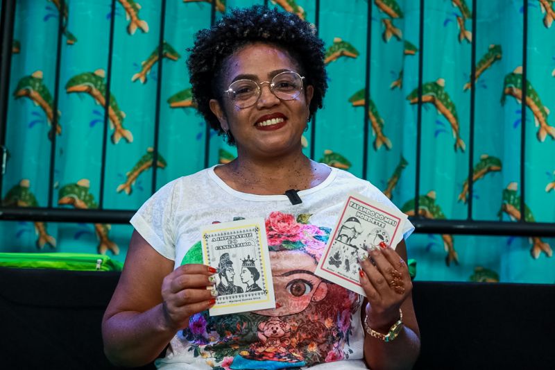 Ana Maria de Carvalho - doutorado em letras na UFPA - pesquisa literatura de cordel <div class='credito_fotos'>Foto: Alex Ribeiro / Ag. Pará | <a href='/midias/2023/originais/17245_5d510325-dc97-1da7-7716-9b107dd919a4.jpg' download><i class='fa-solid fa-download'></i> Download</a></div>