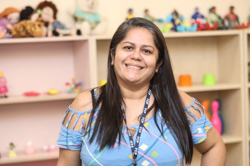 Danielly Cardoso - técnica em gestão cultural/pedagogia FCP / UsiPaz Terra Firme <div class='credito_fotos'>Foto: Alex Ribeiro / Ag. Pará | <a href='/midias/2023/originais/17437_f4a071fd-c6bc-5cd9-60fa-b5bdf9e97fb4.jpg' download><i class='fa-solid fa-download'></i> Download</a></div>