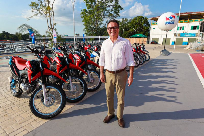 BARCARENA Inauguração da Orla do Município / Entrega de Motos da linha CredCidadão Mototaxistas Pai D’Égua FT Alex Ribeiro Ag Pará <div class='credito_fotos'>Foto: Alex Ribeiro / Ag. Pará   |   <a href='/midias/2023/originais/17479_111fafbb-0866-5360-eea7-7428e4556dab.jpg' download><i class='fa-solid fa-download'></i> Download</a></div>