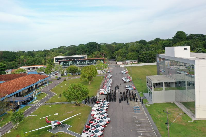 default <div class='credito_fotos'>Foto: Ascom / Policia Militar | <a href='/midias/2023/originais/17566_75c37c71-c116-a624-f89f-f455cfddcf0b.jpg' download><i class='fa-solid fa-download'></i> Download</a></div>