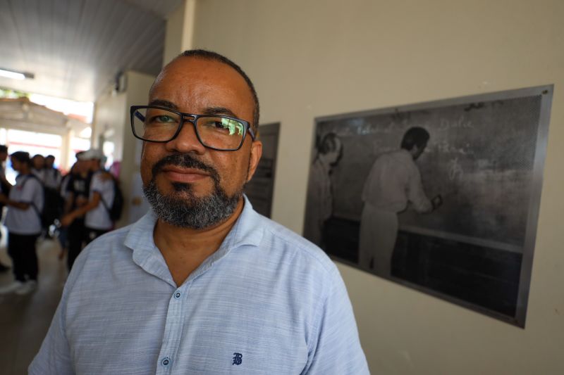 Valdejan de Sá dos Santos - Diretor da Escola Irmã Dulce <div class='credito_fotos'>Foto: Marcelo Lelis / Ag. Pará | <a href='/midias/2023/originais/17636_166de676-8a48-e90f-4d12-5bc39a73e2f5.jpg' download><i class='fa-solid fa-download'></i> Download</a></div>
