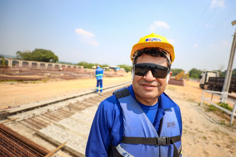 Luiz Antônio Gomes, operário da obra <div class='credito_fotos'>Foto: Marcelo Lelis / Ag. Pará | <a href='/midias/2023/originais/17674_02a8ebed-6bc8-f3e1-845e-13e2016013f8.jpg' download><i class='fa-solid fa-download'></i> Download</a></div>
