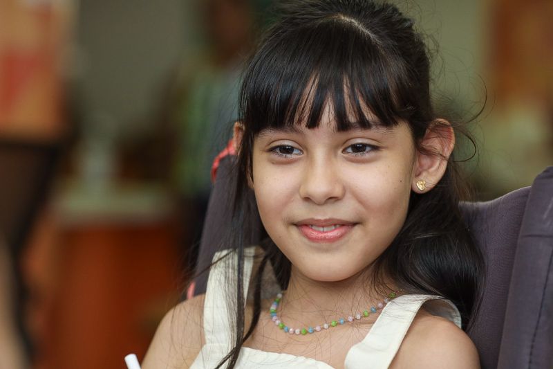 Katia Lopes, 10 anos <div class='credito_fotos'>Foto: Alex Ribeiro / Ag. Pará | <a href='/midias/2023/originais/17790_5b020e35-ff41-f06e-f3a9-42d2c13cc45d.jpg' download><i class='fa-solid fa-download'></i> Download</a></div>