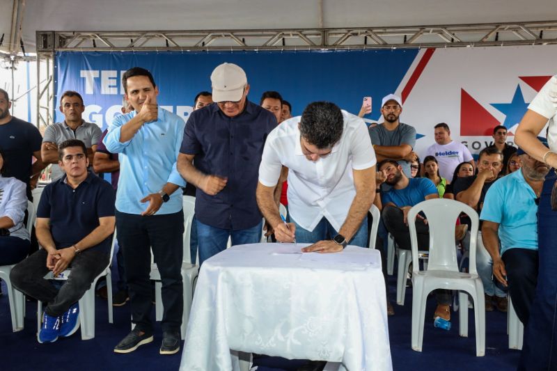 ENTREGA ASFALTO/ Ordem de Serviço que autorizará o início das obras de construção e pavimentação da PA-253/Sua Casa/Posto de saúde/Estádio de Futebol/FT Alex Ribeiro Ag Pará <div class='credito_fotos'>Foto: Alex Ribeiro / Ag. Pará | <a href='/midias/2023/originais/17895_17557660-8279-1725-789a-a7d3df25b95c.jpg' download><i class='fa-solid fa-download'></i> Download</a></div>