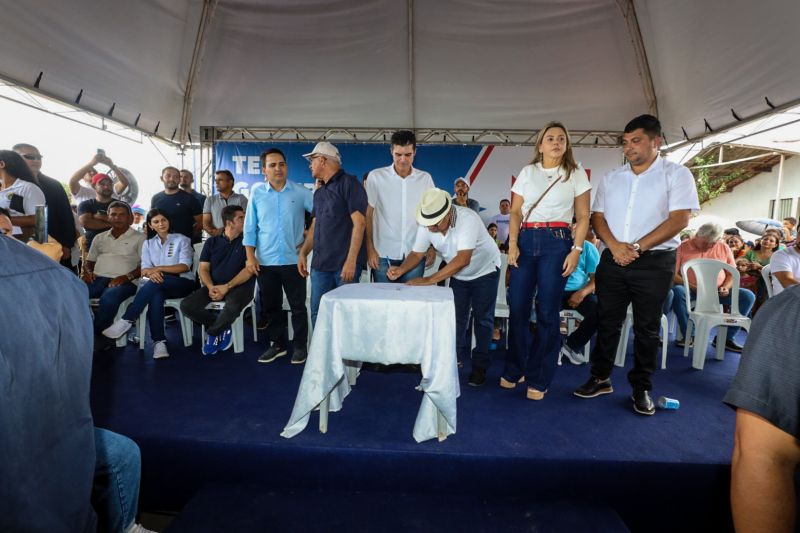 ENTREGA ASFALTO/ Ordem de Serviço que autorizará o início das obras de construção e pavimentação da PA-253/Sua Casa/Posto de saúde/Estádio de Futebol/FT Alex Ribeiro Ag Pará <div class='credito_fotos'>Foto: Alex Ribeiro / Ag. Pará | <a href='/midias/2023/originais/17895_2480eddb-8415-a491-fee5-b0de8f697865.jpg' download><i class='fa-solid fa-download'></i> Download</a></div>