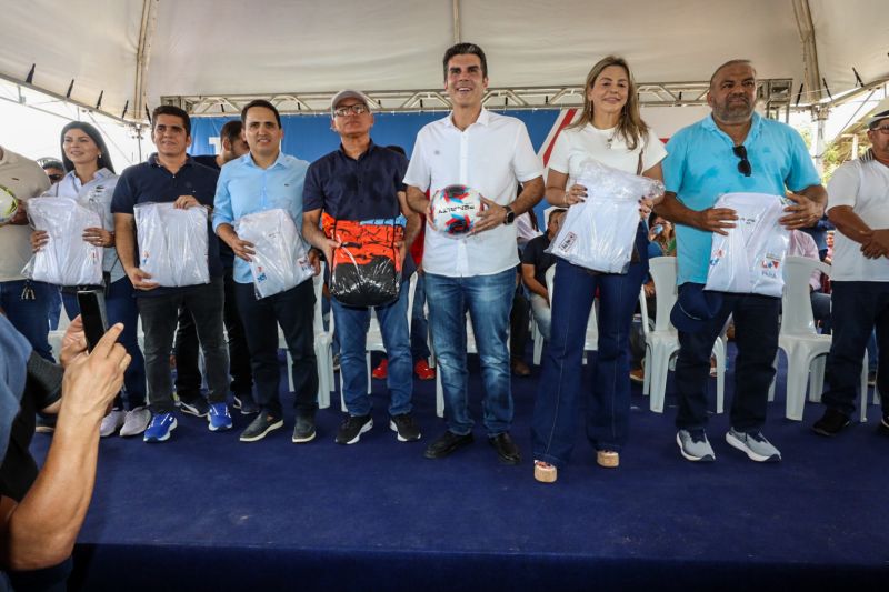 ENTREGA ASFALTO/ Ordem de Serviço que autorizará o início das obras de construção e pavimentação da PA-253/Sua Casa/Posto de saúde/Estádio de Futebol/FT Alex Ribeiro Ag Pará <div class='credito_fotos'>Foto: Alex Ribeiro / Ag. Pará | <a href='/midias/2023/originais/17895_6c409a27-bf52-3cc9-0a91-17cae54ced9e.jpg' download><i class='fa-solid fa-download'></i> Download</a></div>