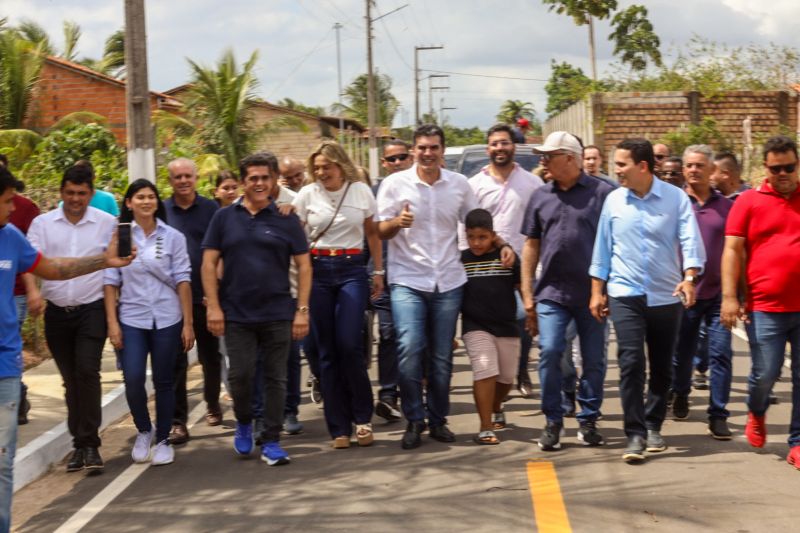 ENTREGA ASFALTO/ Ordem de Serviço que autorizará o início das obras de construção e pavimentação da PA-253/Sua Casa/Posto de saúde/Estádio de Futebol/FT Alex Ribeiro Ag Pará <div class='credito_fotos'>Foto: Alex Ribeiro / Ag. Pará | <a href='/midias/2023/originais/17895_6d35131b-c092-8c50-1a5f-43003289931c.jpg' download><i class='fa-solid fa-download'></i> Download</a></div>