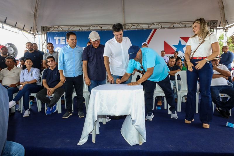 ENTREGA ASFALTO/ Ordem de Serviço que autorizará o início das obras de construção e pavimentação da PA-253/Sua Casa/Posto de saúde/Estádio de Futebol/FT Alex Ribeiro Ag Pará <div class='credito_fotos'>Foto: Alex Ribeiro / Ag. Pará | <a href='/midias/2023/originais/17895_a16c92ff-eb57-3b75-8b95-eb15711b6a7d.jpg' download><i class='fa-solid fa-download'></i> Download</a></div>