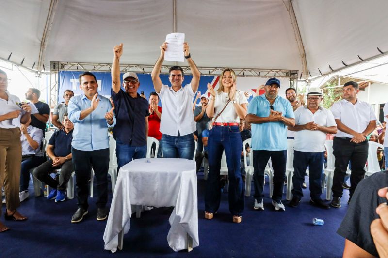 ENTREGA ASFALTO/ Ordem de Serviço que autorizará o início das obras de construção e pavimentação da PA-253/Sua Casa/Posto de saúde/Estádio de Futebol/FT Alex Ribeiro Ag Pará <div class='credito_fotos'>Foto: Alex Ribeiro / Ag. Pará | <a href='/midias/2023/originais/17895_cc185ace-0215-08cc-a8ce-f833d7ae377e.jpg' download><i class='fa-solid fa-download'></i> Download</a></div>