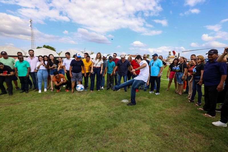 ENTREGA ASFALTO/ Ordem de Serviço que autorizará o início das obras de construção e pavimentação da PA-253/Sua Casa/Posto de saúde/Estádio de Futebol/FT Alex Ribeiro Ag Pará <div class='credito_fotos'>Foto: Alex Ribeiro / Ag. Pará | <a href='/midias/2023/originais/17895_d28dd743-7bc1-2e2a-02df-ff6408e95a31.jpg' download><i class='fa-solid fa-download'></i> Download</a></div>