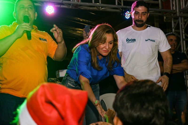 Vice Governadora Hana Ghassan participa de entrega de brinquedos do Vereador Roni Gás na Cabanagem - Fotos Pedro Guerreiro AgPará <div class='credito_fotos'>Foto: Pedro Guerreiro / Ag. Pará | <a href='/midias/2023/originais/17924_c50bae15-151e-7ad6-2c7c-e5398de9a6a0.jpg' download><i class='fa-solid fa-download'></i> Download</a></div>
