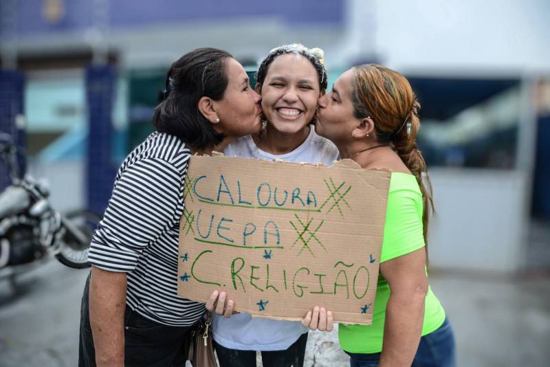 Iris Fernandes - Licenciatura em Ciências da Religião 