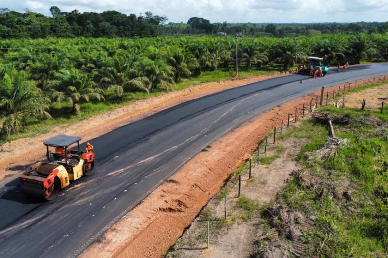 Setran faz a gestão da obra que inclui redes de drenagem de águas pluviais, implantação de acostamento, sinalização, entre outros serviços viários