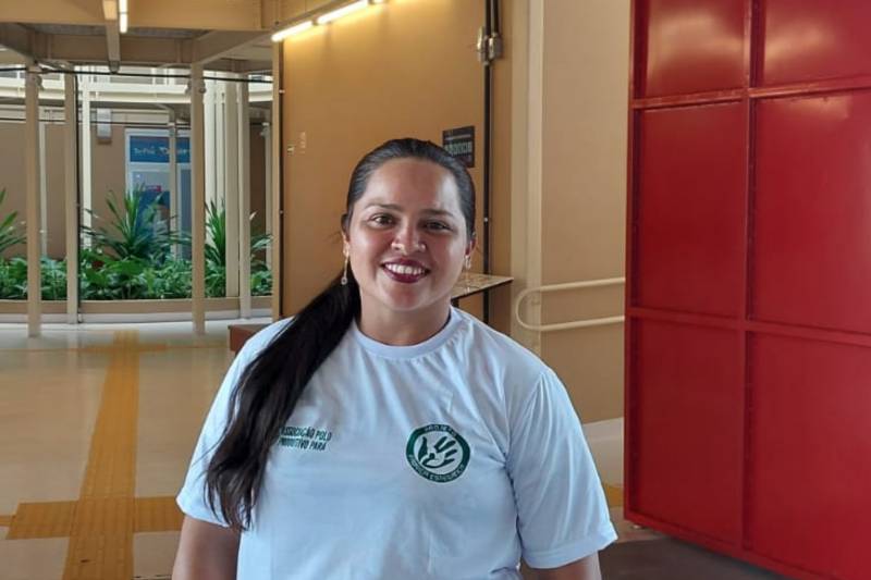 3. Luiza Deise Monteiro durante trabalho na UsiPaz