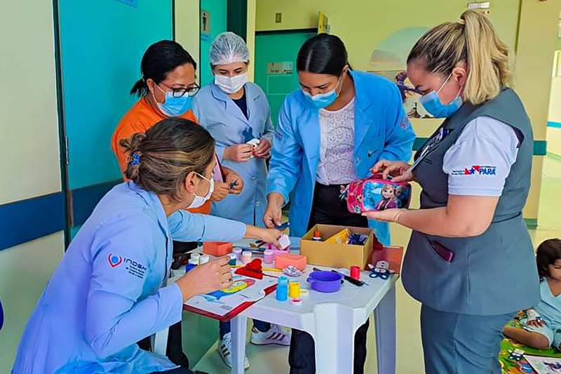 Ações de humanização para crianças e acompanhantes