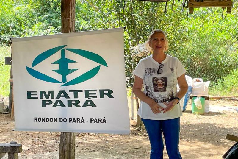 Ministrante do curso, Marizita Lima.
