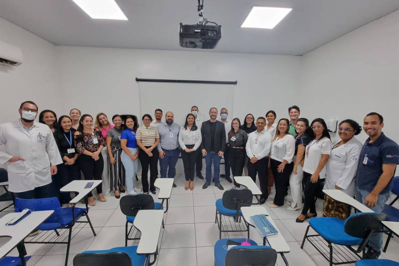 diretores e líderes do setores do HJB 