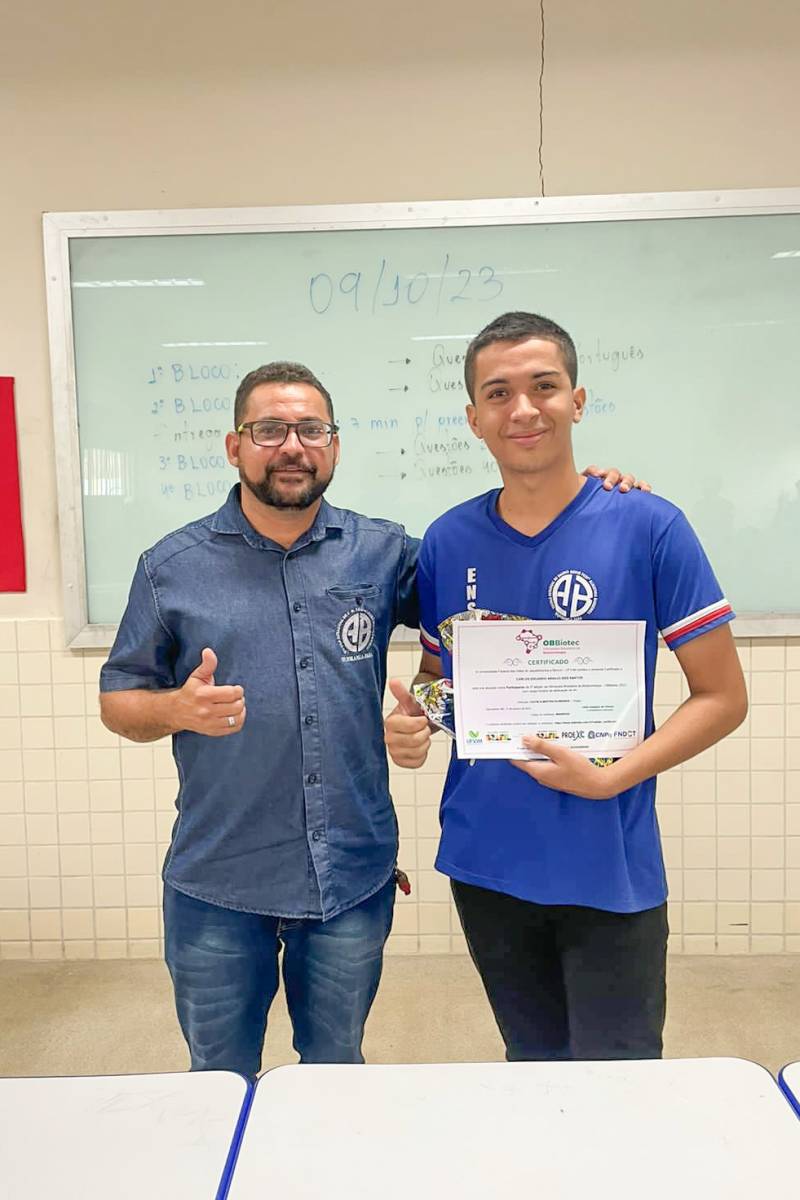 Carlos Eduardo Santos - Escola Albertina Barreiros