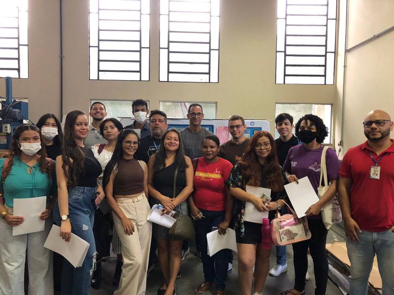 Alunos visitam Parque Gráfico da UFPA