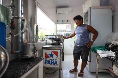 notícia: Batedores de açaí reconhecem importância de apoio do governo para garantia de qualidade