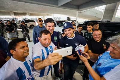 galeria: Helder Barbalho No evento Teste do Novo Mangueirão