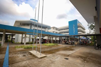 notícia: Seduc lança curso de extensão em Educação Financeira para professores e gestores da rede estadual; veja como participar