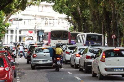 notícia: Veículos com final de placas 79 a 99 têm descontos no IPVA até o dia 19 de agosto