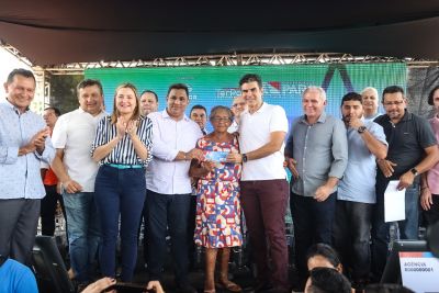 notícia: Investimentos em Habitação e linha de crédito marcam os 362 anos de Santarém    