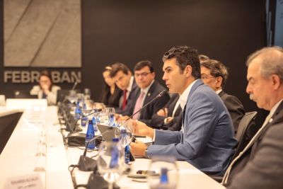 notícia: Estado apresenta plataforma Selo Verde à Febraban para análise de financiamentos