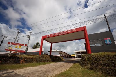 notícia: Governo do Estado reforça segurança pública com entrega de novas unidades e coletes balísticos