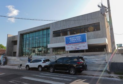 notícia: Governadora em exercício vistoria obras da nova Câmara de Ananindeua