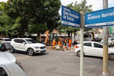 notícia: Ação de limpeza começa os serviços nas ruas Antônio Barreto, Tiradentes e Oswaldo Cruz