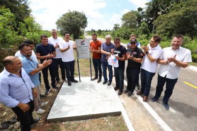 notícia: Governo do Estado entrega obra de asfaltamento da vicinal Tauarizinho em Peixe-Boi