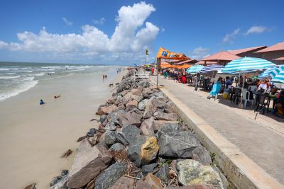 notícia: Em Bragança, obra de urbanização da orla da praia de Ajuruteua avança com serviços  