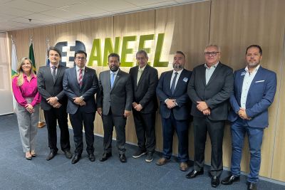 notícia: Em Brasília, Governo do Pará e bancada conseguem suspensão temporária no reajuste da energia elétrica